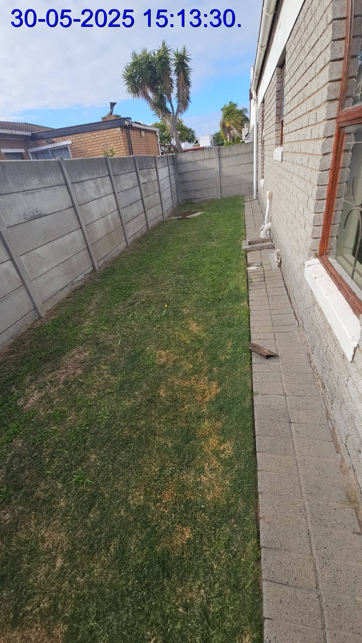 To Let 3 Bedroom Property for Rent in Oakglen Western Cape